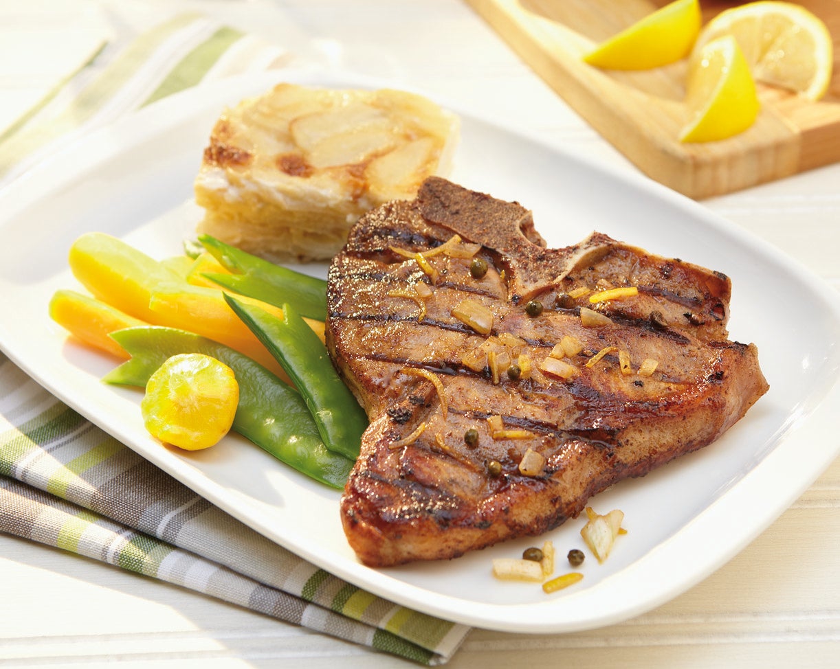 T-Bone Steak Marinated in Spicy Lemon